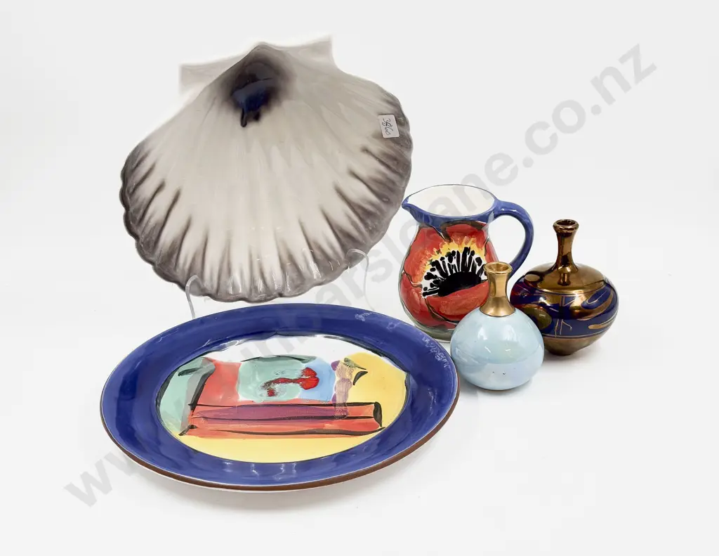 Small Qty of Assorted Pottery Image 1++