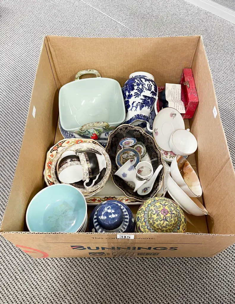 Box Qty of Assorted China Image 1++