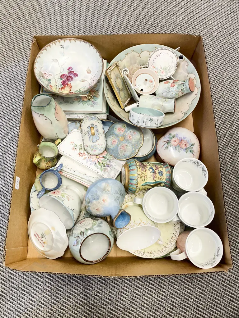 Box Qty of Assorted Fancy Tea China Image 1++