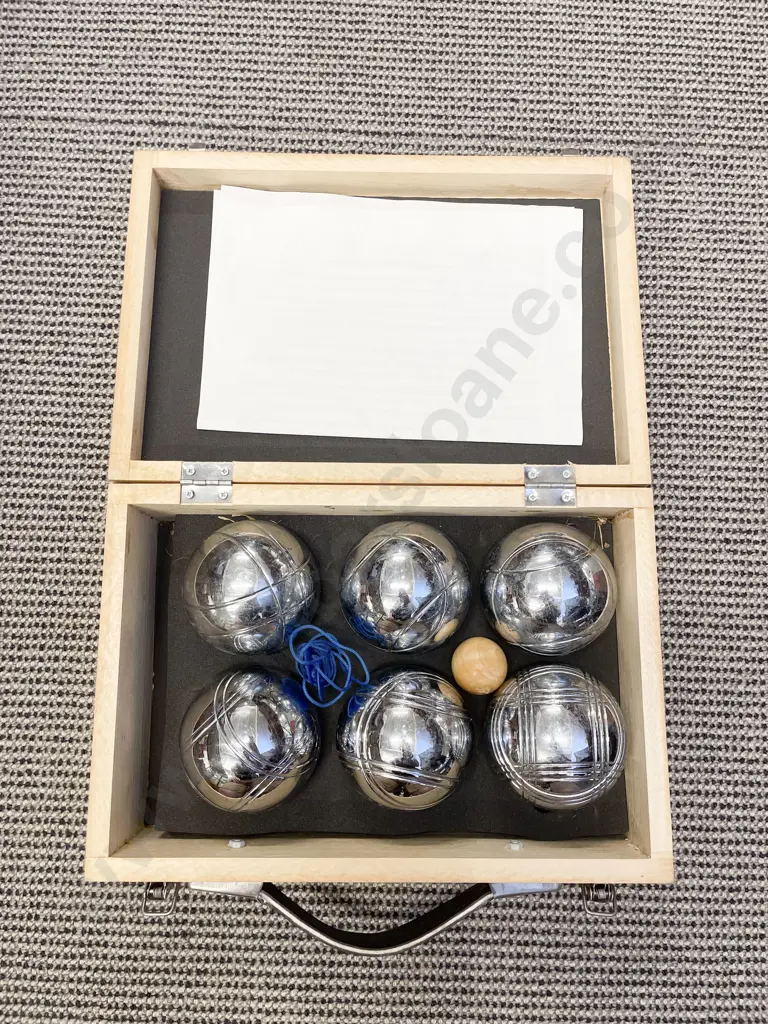 Boxed Pentaque Set Image 1++