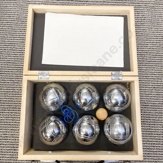 Boxed Pentaque Set