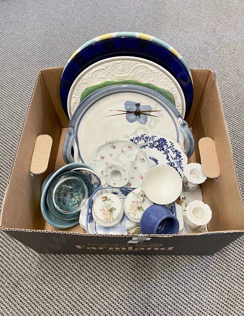 Box Qty of Assorted China Image 1++