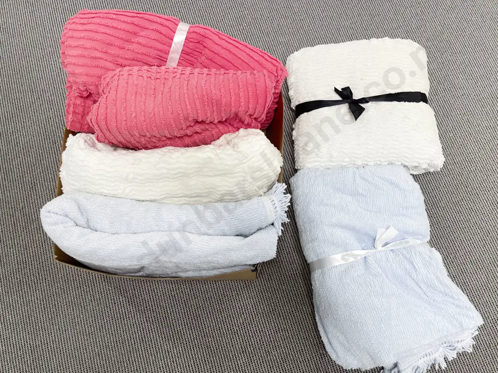 Box Qty of Assorted Blankets Image 1++