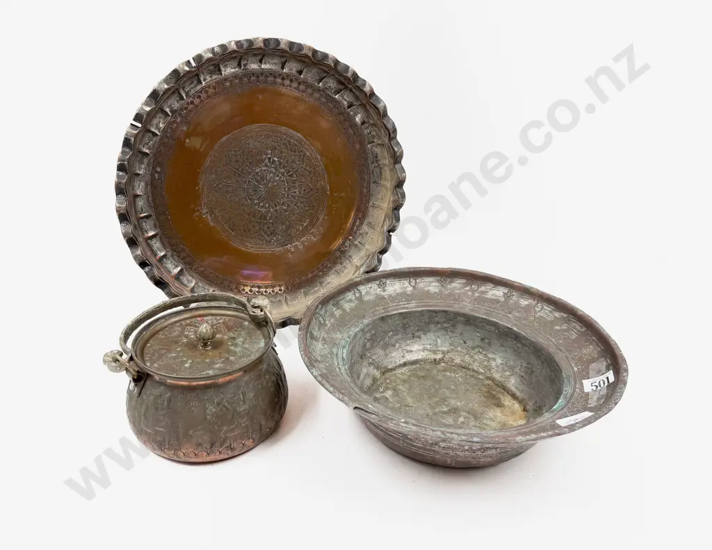 Small Qty of Assorted Metalware Image 1++
