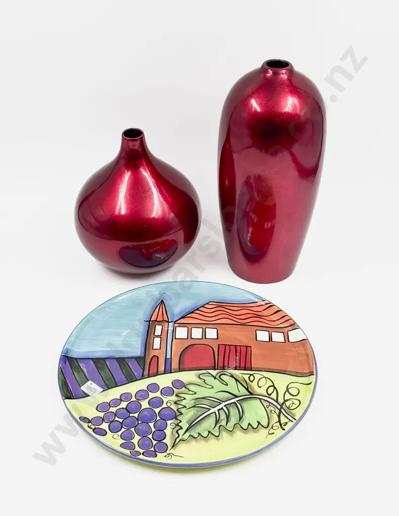 Hand-Painted Platter & Two Red Lustre Vases Image 1++