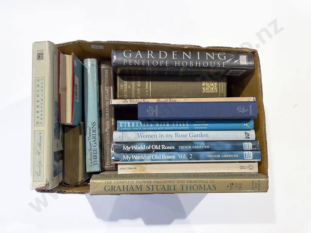 Box of Assorted Gardening Books etc Image 1++