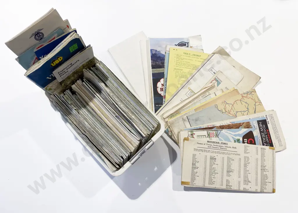 Boxed Qty NZ Maps Image 1++