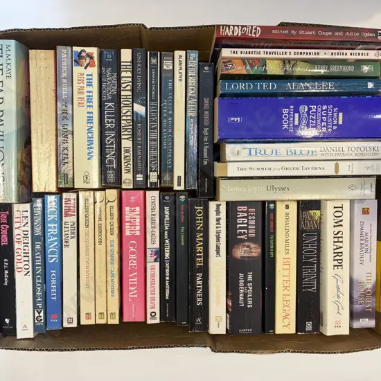 Box of Assorted Vintage & Modern Fiction