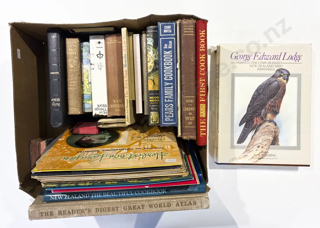 Box of Assorted Books & Vinyl Records Image 1++