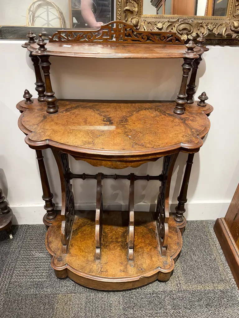 Victorian Burr Walnut Whatnot with Segmented Fretwork Supports Image 1++