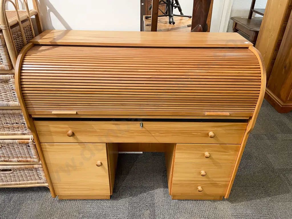 Modern Roll Top Desk Image 1++