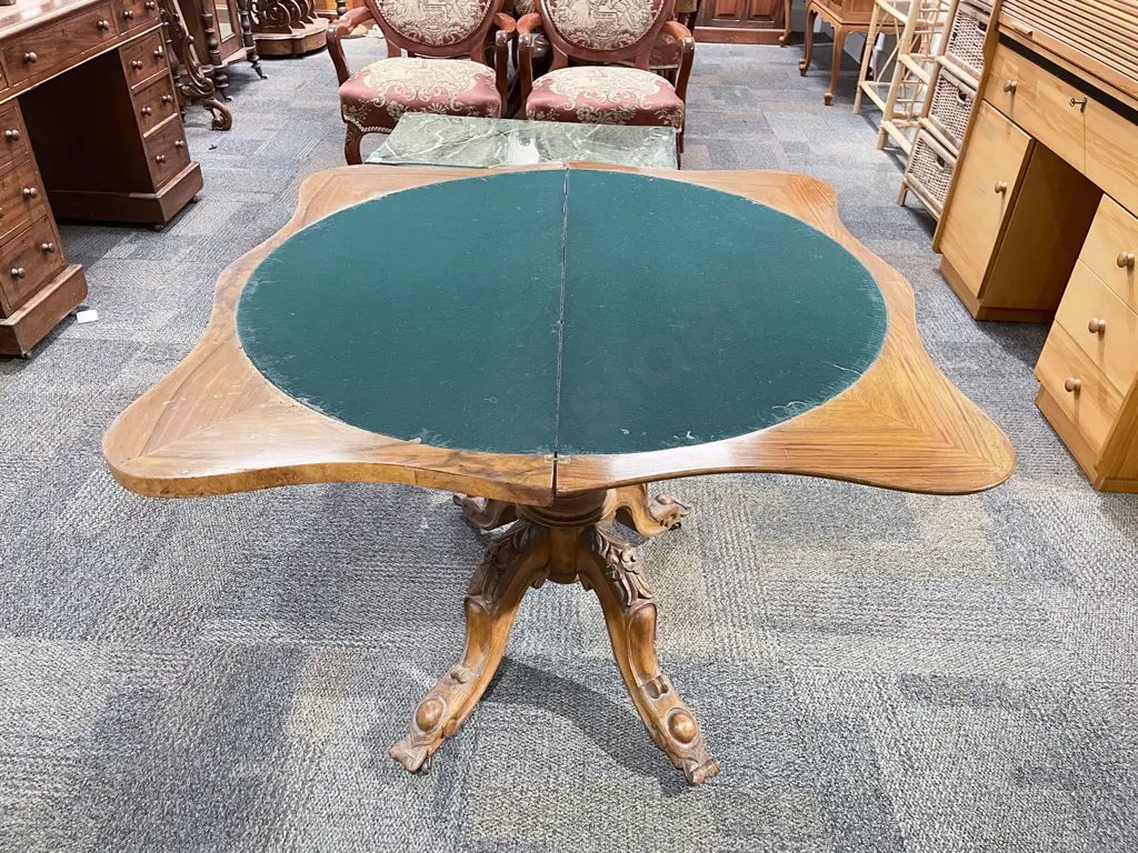 Victorian Walnut Serpentine Foldover Card Table Image 1++