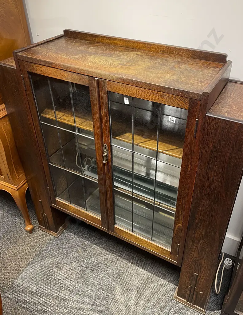 Oak Art Deco Leadlight Display Cabinet Image 1++