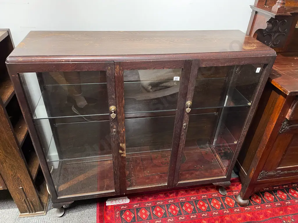 Oak Glazed Display Cabinet Image 1++