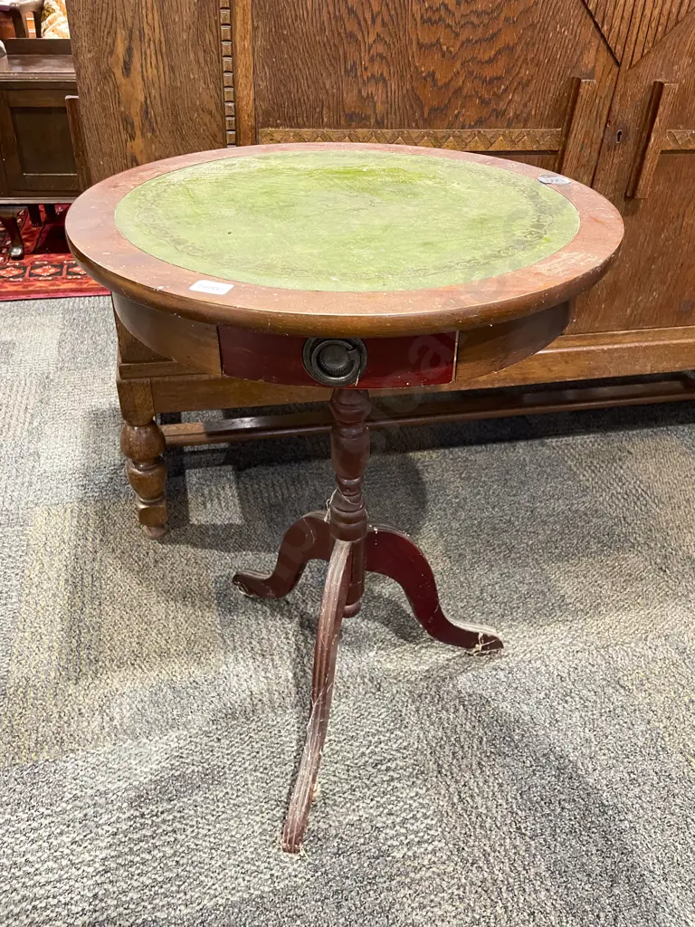 Tripod Base Single Drawer Wine Table Image 1++