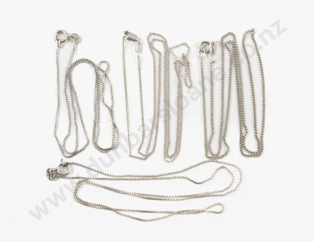 Four S/S Neck Chains Image 1++