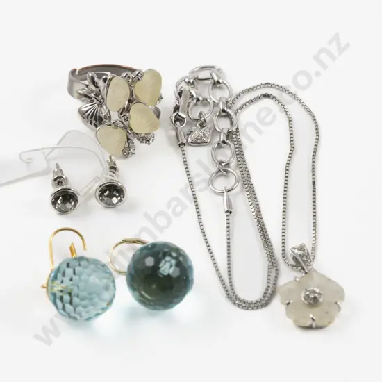 Swarovski Crystal Floral Pendant on Chain with Dress Ring and Two Pairs of Earrings
