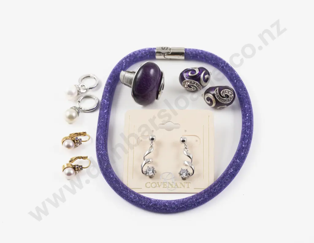 Swarovski Star Dust Purple Mesh Necklace with Pair of Cubic Zirconia Pendant Drop Earrings Image 1++