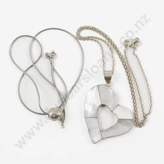 S/S Crystal Set Pendant on Neck Chain with S/S MOP Pendant