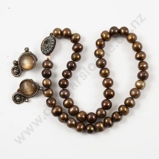 Single Strand Fresh Water Pearl Necklace