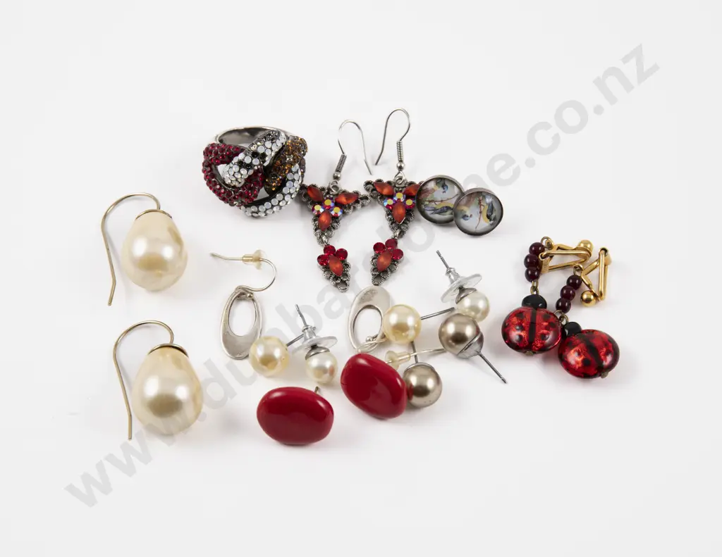 Collection of Nine Pairs of Costume Jewellery Earrings Image 1++