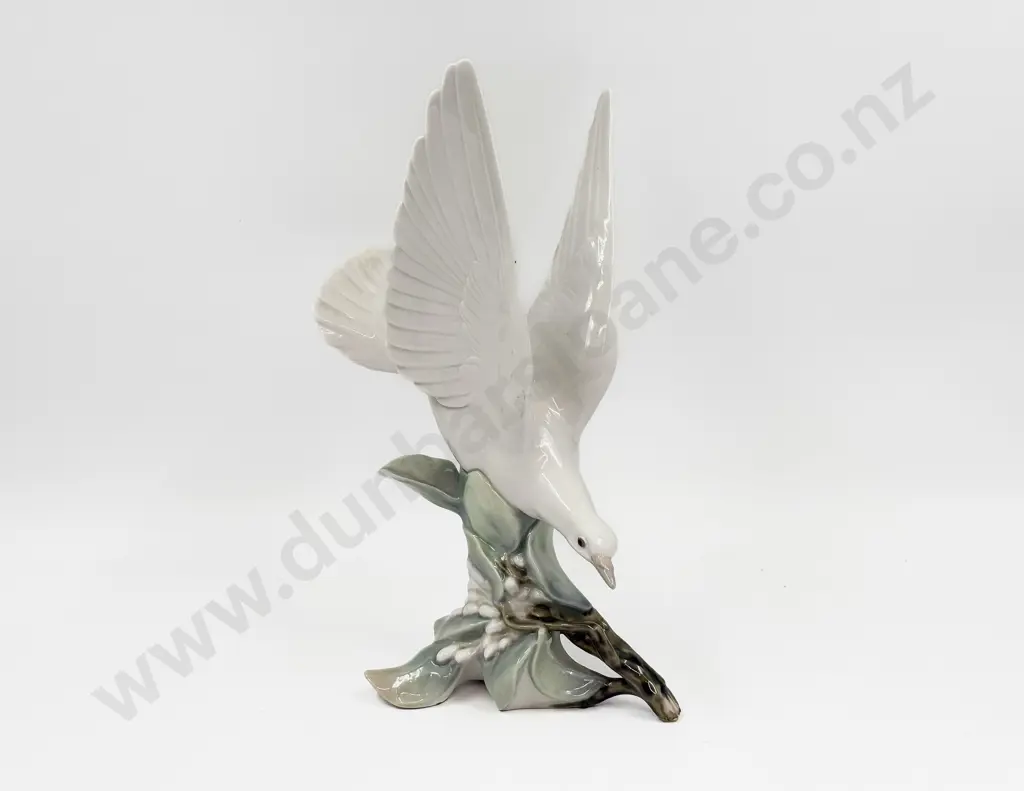 Lladro Dove Image 1++
