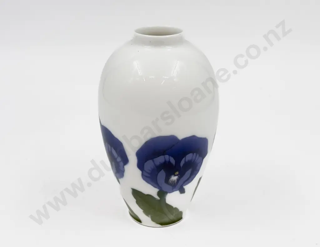 Royal Copenhagen Vase Image 1++