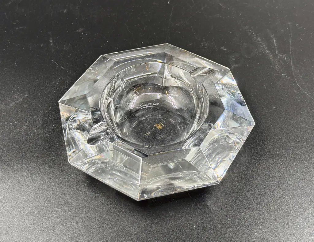 Val St Lambert Octagonal Crystal Ashtray Image 1++