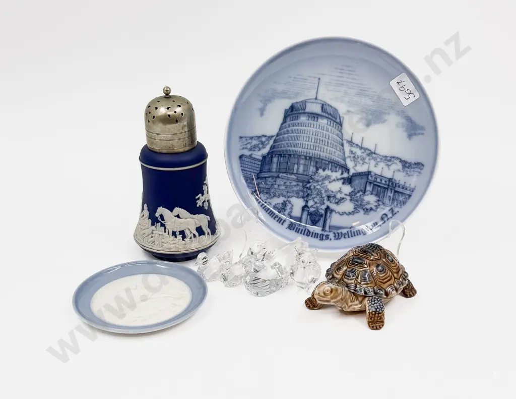Small Qty of Assorted incl Wade Turtle Image 1++