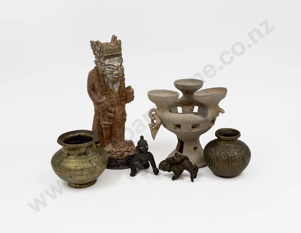 Small Qty of Assorted Figures & Ornaments etc Image 1++