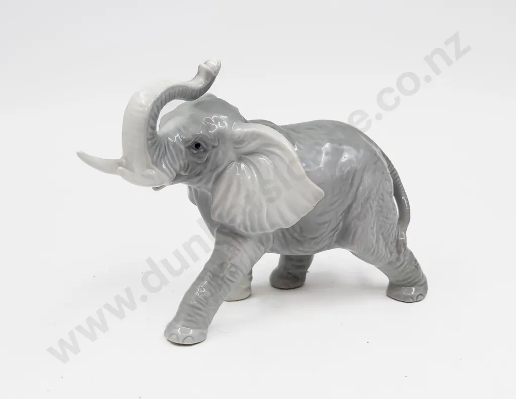 Japanese Elephant Ornament Image 1++