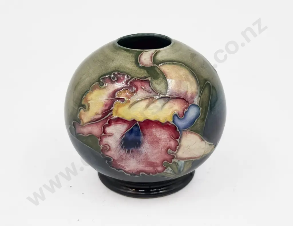 Small Moorcroft Vase Image 1++