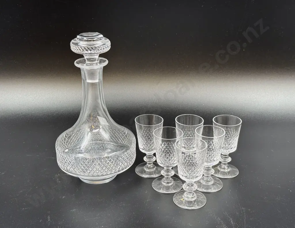 Kosta Boda Decanter & Matching Six Liqueur Glasses Image 1++