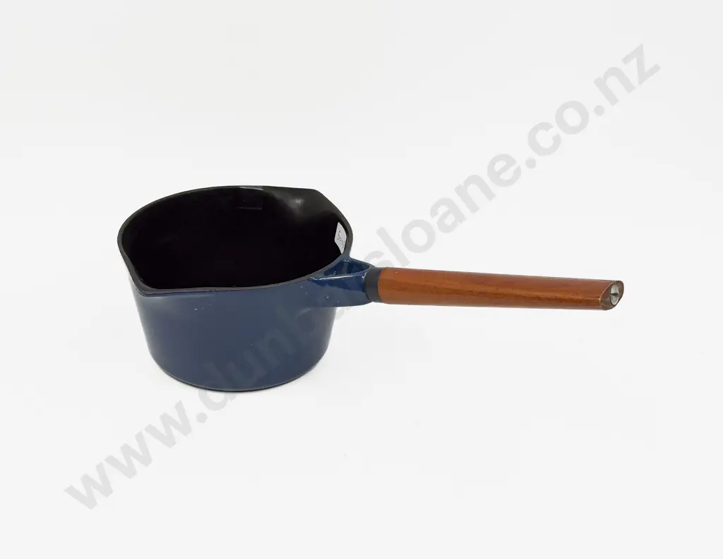 Colorcast Cast Iron Saucepan Image 1++