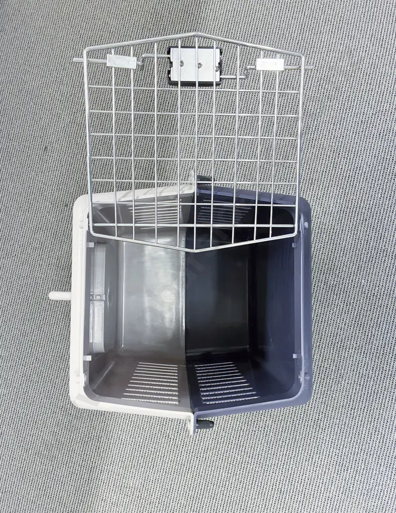 Pet Travel Crate Image 1++
