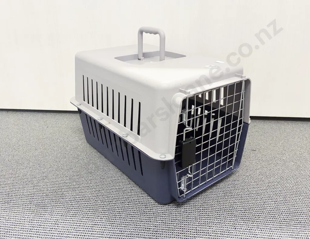 Pet Travel Crate Image 1++
