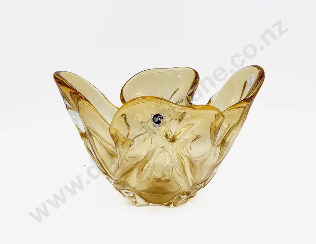Hineri Art Glass Vase Image 1++