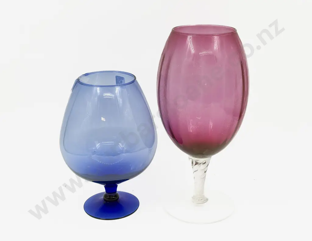 Two Novelty Sized Coloured Glasses Image 1++