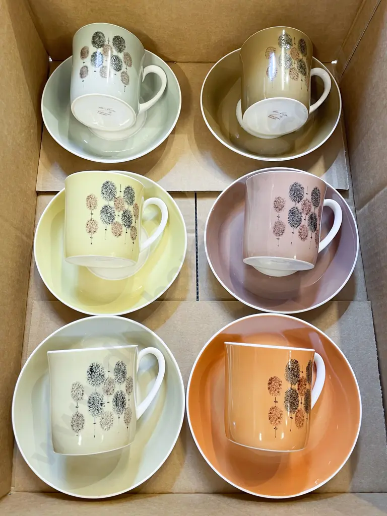 Six Susie Cooper Cups & Saucers Image 1++