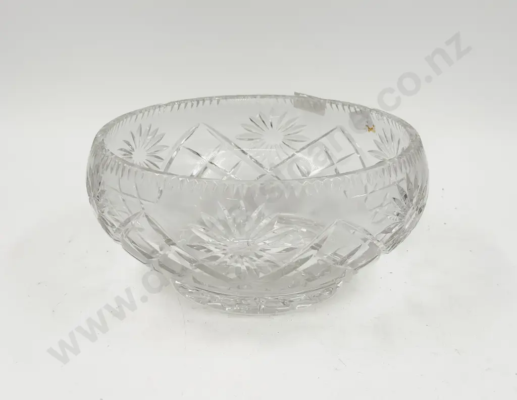 Crystal Pedestal Bowl Image 1++