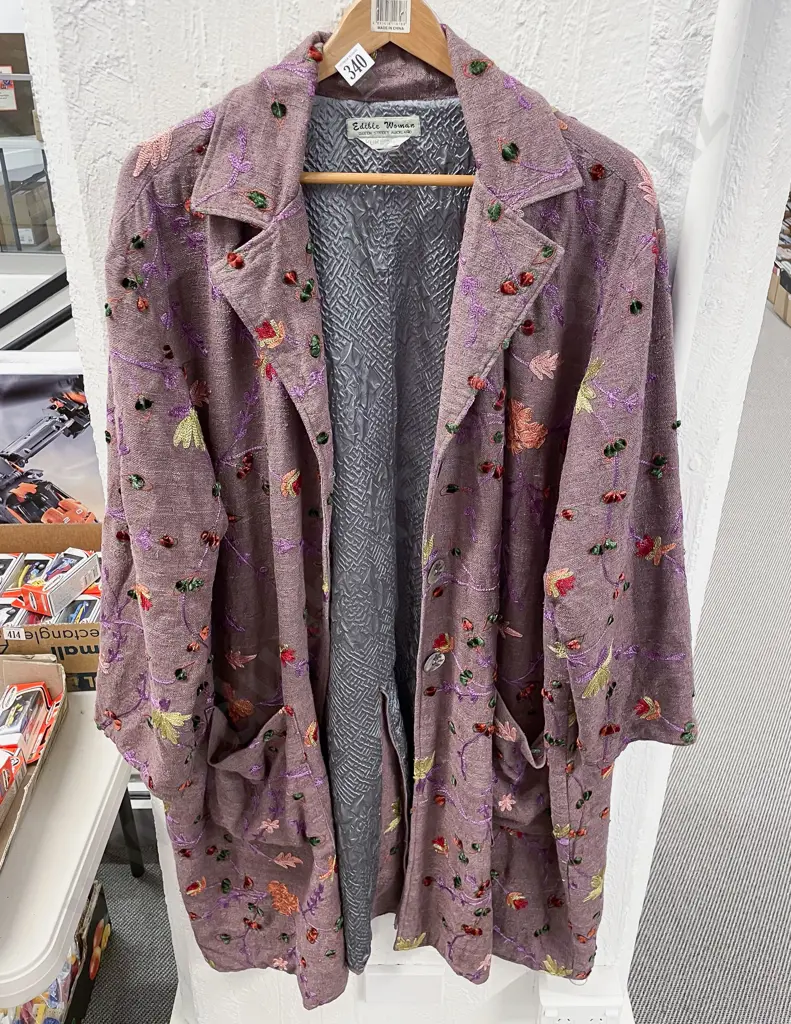 Pure Silk Crewel Embroidered Coat Image 1++