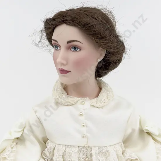 Franklin Mint New Bisque Dolls The Victoria & Albert Bride Doll 55cm