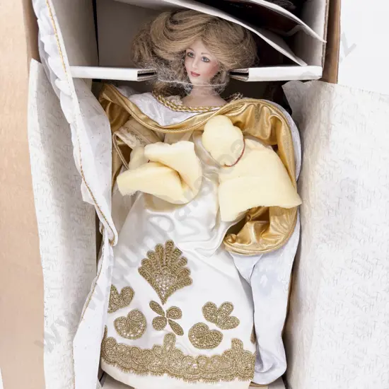 Boxed Franklin Mint New Bisque Doll Christmas Angel Doll 42cm