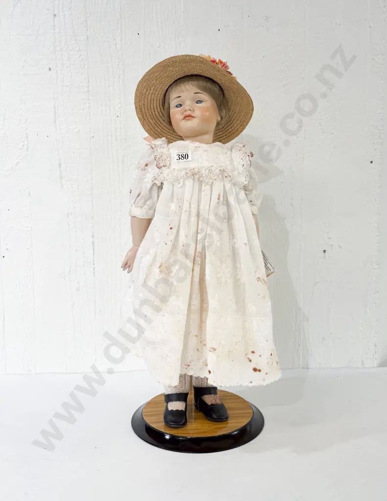 New Bisque K*R 114 Character Doll 56cm Image 1++