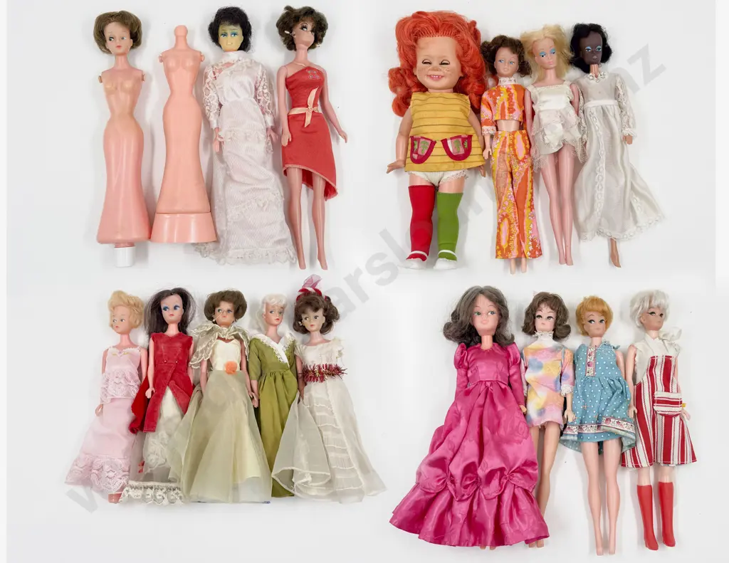 Various Debbie Dolls and Similar without parts - for restoration Image 1++