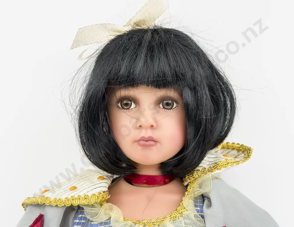 Paradise Galleries New Bisque Doll Snow White 52cm Image 1++