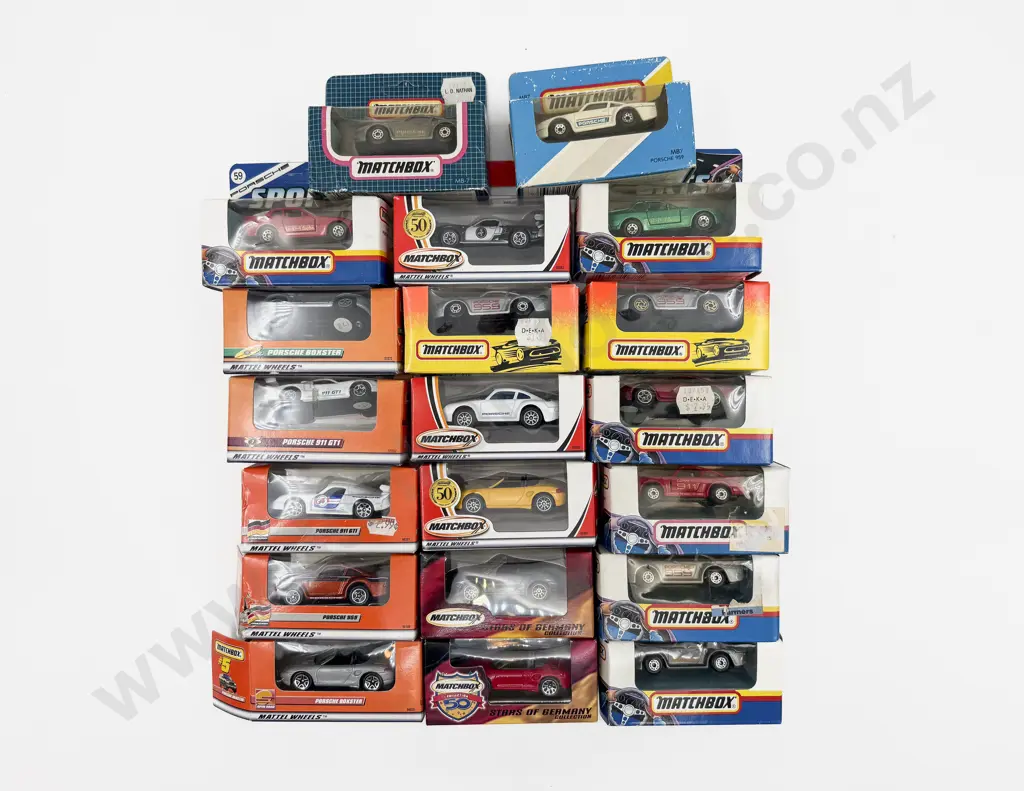 20 Matchbox Boxed MB Porsche Models Image 1++