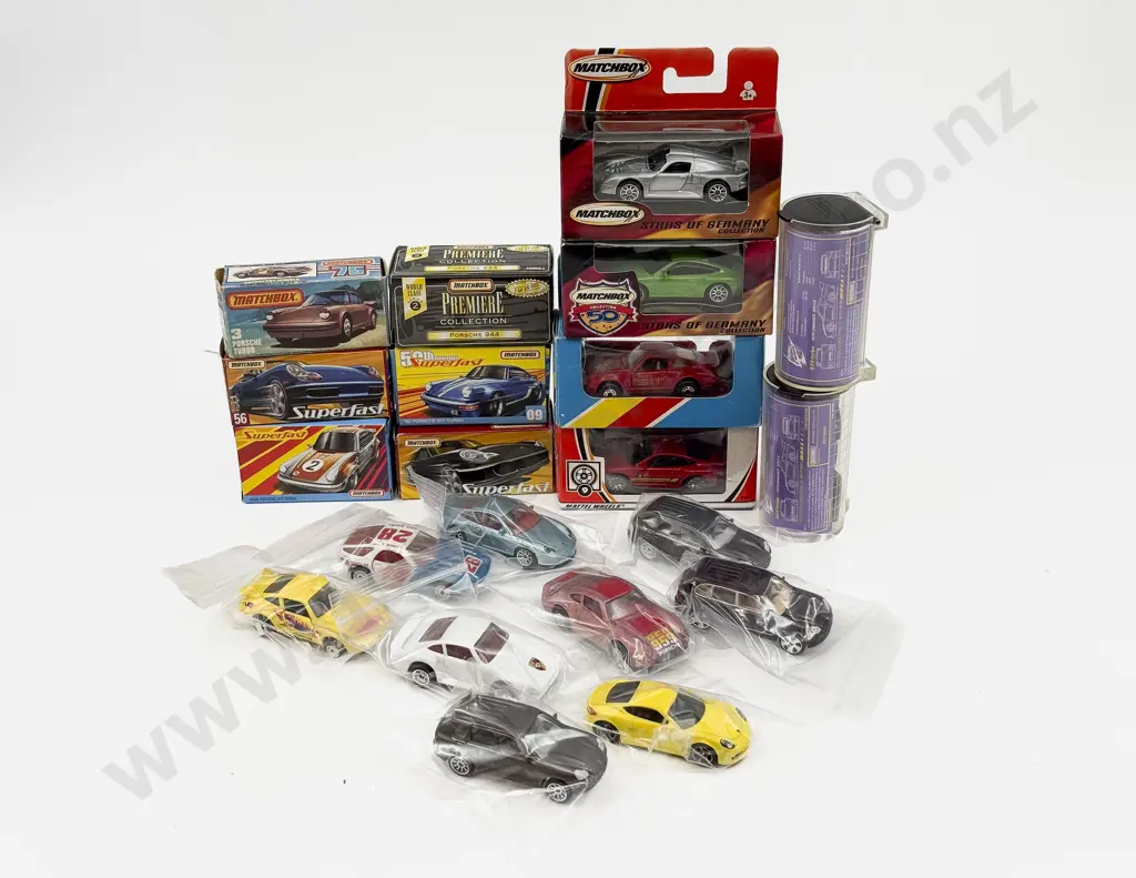 Collection Unboxed Matchbox 1-75 Porsche Models Image 1++