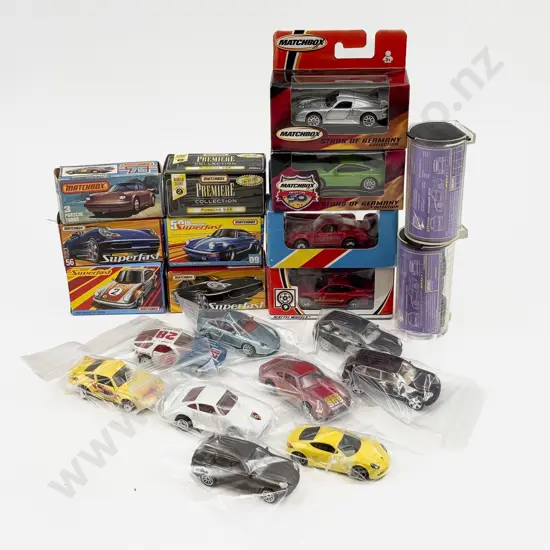 Collection Unboxed Matchbox 1-75 Porsche Models