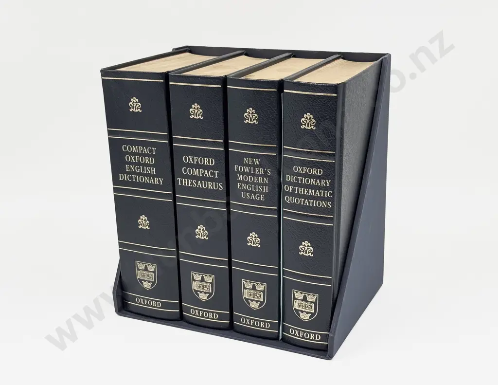 Oxford Reference Box Set Image 1++
